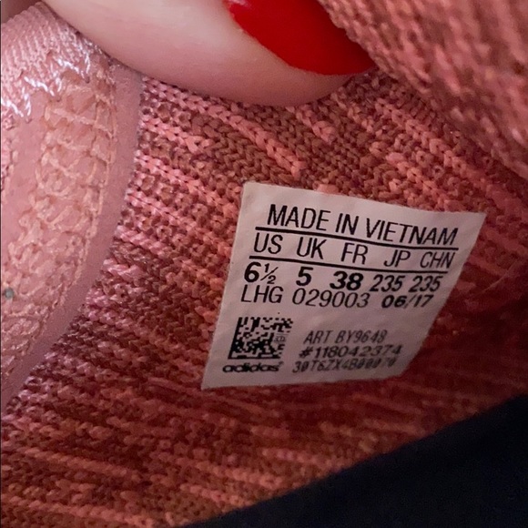 Adidas NMD R1 - Picture 5 of 6